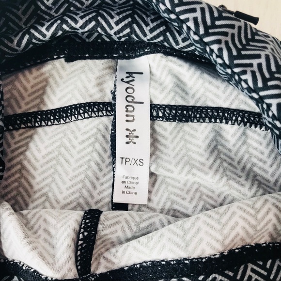 Kyodan Printed Yoga Pants - Picture 4 of 4